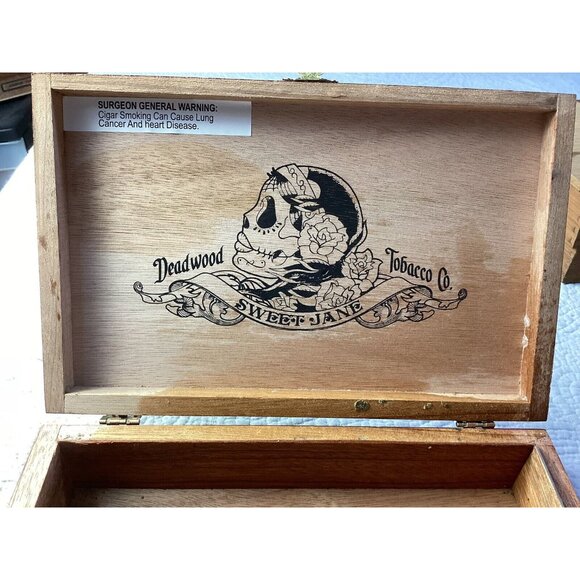 DEADWOOD SWEET JANE TOBACCO EMPTY WOODEN CIGAR BOX With Hinges* EUC - Picture 5 of 9